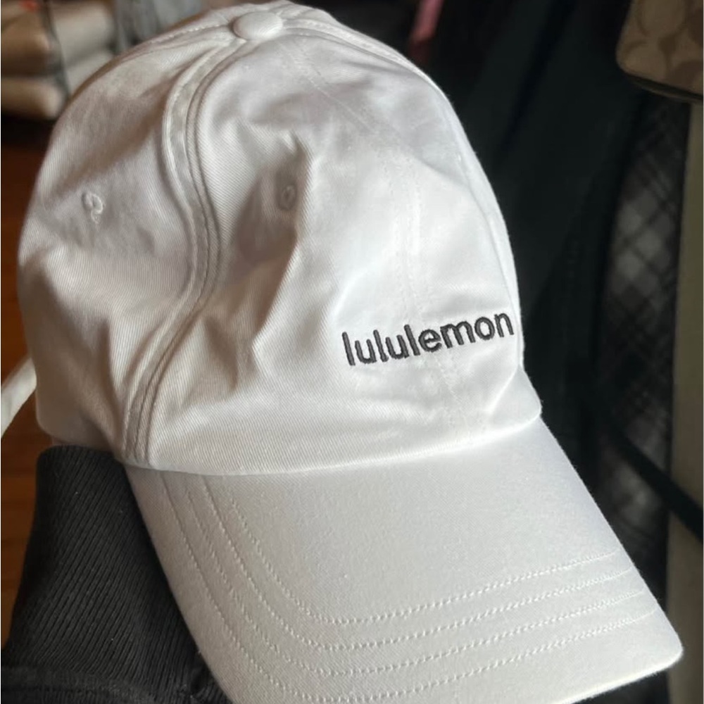 lululemon athletica White Hat